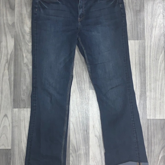 New York & Co Curvy Bootcut - Picture 3 of 5